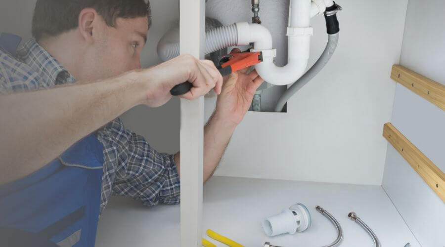 Professional emergency plumbing in Southington, OH